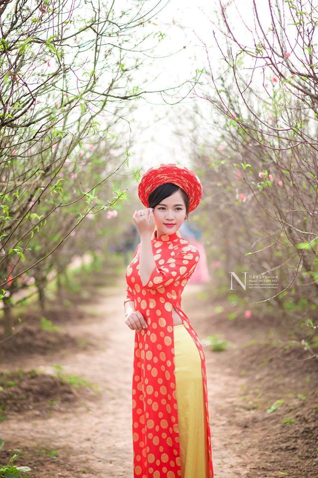 女性开裆裤无遮挡
